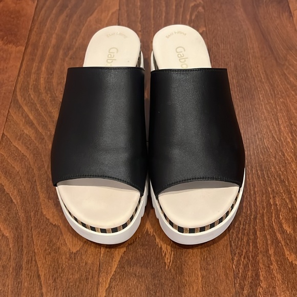 Gabor Women’s Striped Leather Black Slide - Picture 3 of 9